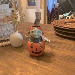 Johanna Parker certain witch , super cute ! New